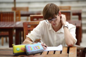 Aprólékos munkavégzés öröme